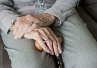Γηροκομείο στα Χανιά: Κατηγορούνται πρώην και νυν αντιπεριφερειάρχης – Νέες αποκαλύψεις
