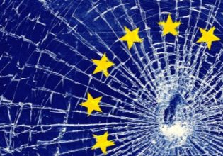 FT: Οι κίνδυνοι για την Ευρωζώνη είναι όλοι πολύ πραγματικοί