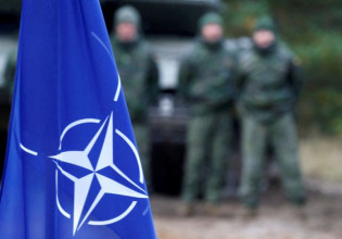 Ουκρανία: Το ΝΑΤΟ να εξετάσει την de facto ένταξή μας στη Συμμαχία
