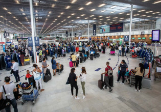 Xάος στα αεροδρόμια: Απεργίες στη Γαλλία, μαζικές ακυρώσεις πτήσεων στη Γερμανία [Photo/Video]