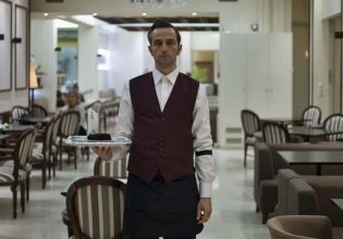 «The Waiter»: Η ταινία μυστηρίου με τον Άρη Σερβετάλη, η πρώτη ελληνική παραγωγή στο Netflix