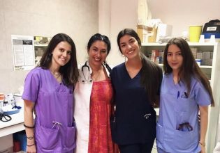 Χαλκιδική: Φοιτητές του τμήματος ιατρικής προσφέρουν εθελοντική υποστήριξη σε μονάδες υγείας του νομού