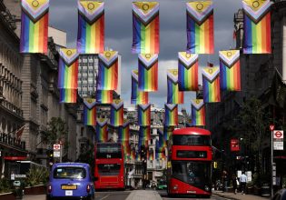 Λονδίνο: Την απαγόρευση των ένστολων αστυνομικών αποφάσισε το Pride
