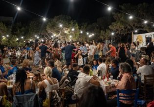 Κοροναϊός: Πάρτι θετικότητας στα νησιά και τα νοσοκομεία βγάζουν ξαπλώστρες (ράντζα)