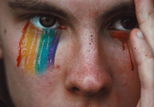 ΛΟΑΤΚΙ+: Οι χώρες στις οποίες είναι παράνομο να είσαι γκέι