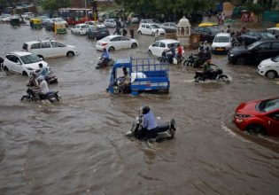 Ινδία: 13 νεκροί και τουλάχιστον 36 αγνοούμενοι από πλημμύρα