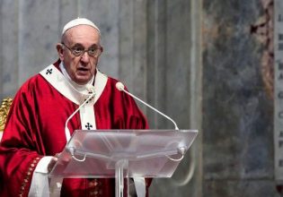 Πάπας: Η ηλικία και τα προβλήματα υγείας του οδηγούν σε μια νέα φάση στη θητεία του, όπως δήλωσε ο ίδιος