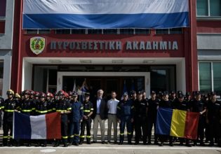 Στην Ελλάδα οι Γάλλοι πυροσβέστες – Στυλιανίδης: Η παρουσία σας αποδεικνύει ότι η ευρωπαϊκή αλληλεγγύη λειτουργεί στην πράξη