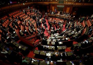 Ιταλία: Πρωτιά στις δημοσκοπήσεις για τους Αδελφούς της Ιταλίας – Προβάδισμα στη συντηρητική συμμαχία