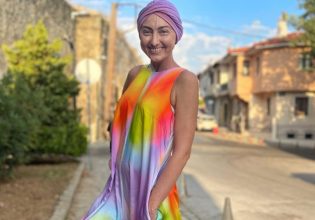 Ρεγγίνα Μακέδου: Δείχνει τις αλλαγές της εμφάνισής της λόγω του καρκίνου και στέλνει το δικό της μήνυμα