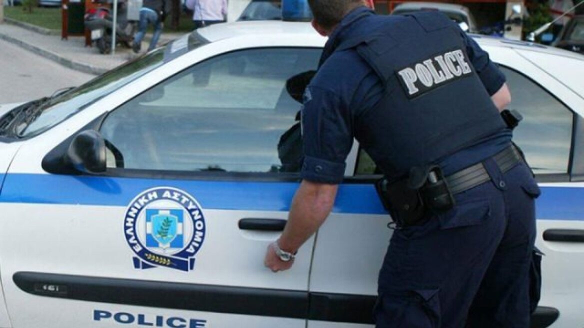 Έβρος: Συνελήφθησαν έξι διακινητές μεταναστών - Μετέφεραν 37 παράνομους αλλοδαπούς