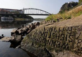 Ξηρασία: Εμφανίστηκαν οι πετρες της πείνας στα ποτάμια της Γερμανίας και της Τσεχίας