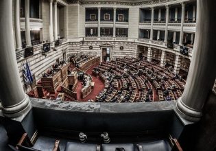 Βουλή: Σήμερα ο Κ. Μητσοτάκης θα βρεθεί απολογούμενος