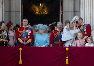 Αυτοί είναι οι νέοι ρόλοι των μελών της βασιλικής οικογένειας της Βρετανίας