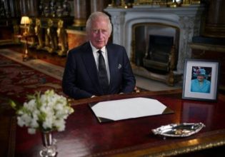 Βασίλισσα Ελισάβετ: Νέο κεφάλαιο στη Βρετανία – Η διαδικασία για να γίνει και επίσημα βασιλιάς ο Κάρολος