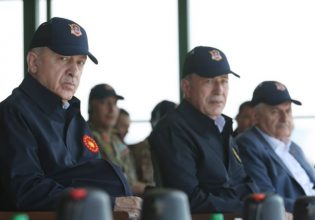 Ο Ερντογάν δείχνει να προετοιμάζει τον πληθυσμό στην Τουρκία για το ενδεχόμενο πολέμου