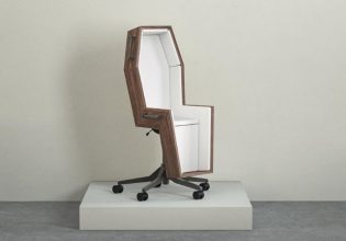 «Πεθαίνεις» στη δουλειά ή το διάβασμα; Τότε η καρέκλα – φέρετρο είναι για σένα