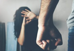 Κρήτη: Στο νοσοκομείο 22χρονη Πολωνή τουρίστρια που ξυλοκοπήθηκε από τον σύντροφό της
