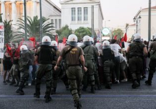 Ένταση στο κέντρο της Αθήνας: Χημικά από τα ΜΑΤ στο φοιτητικό συλλαλητήριο