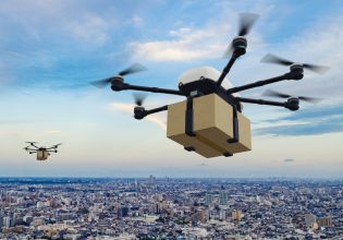 Drones: Ξεκίνησαν οι παραδόσεις κατ’ οίκον παραγγελιών σε ΗΠΑ, Αυστραλία και Φινλανδία