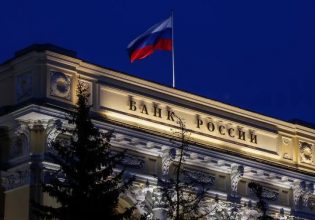 Ρωσία: «Γελοίοι» οι περιορισμοί της ΕΕ στην έκδοση θεωρήσεων εισόδου για τους Ρώσους