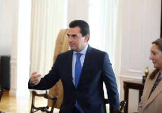 Σκρέκας: Δρομολογούνται άλλες τρεις μονάδες επεξεργασίας αποβλήτων σε Πάτρα, Σαντορίνη και Τήνο