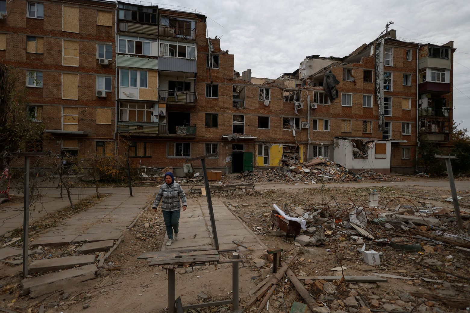 Ουκρανία: Αντιμέτωπη με ανθρωπιστική καταστροφή η χώρα μετά την επίθεση στις ενεργειακές υποδομές της, λέει ο Ντένις Σμίχαλ