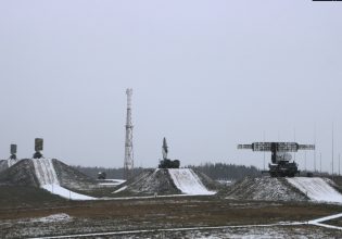 Λευκορωσία: Δορυφορικές φωτογραφίες δείχνουν συγκέντρωση στρατιωτικού εξοπλισμού στα σύνορα με την Ουκρανία