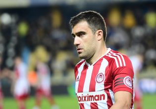 Παπασταθόπουλος: «Ηταν πέναλτι στον Ρέαμπτσιουκ – Χαρούμενοι για τη νίκη, συνεχίζουμε»