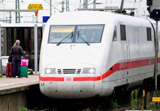 Γερμανία: Σε δολιοφθορά αποδίδουν οι γερμανικές υπηρεσίες τη βλάβη στο σιδηροδρομικό δίκτυο