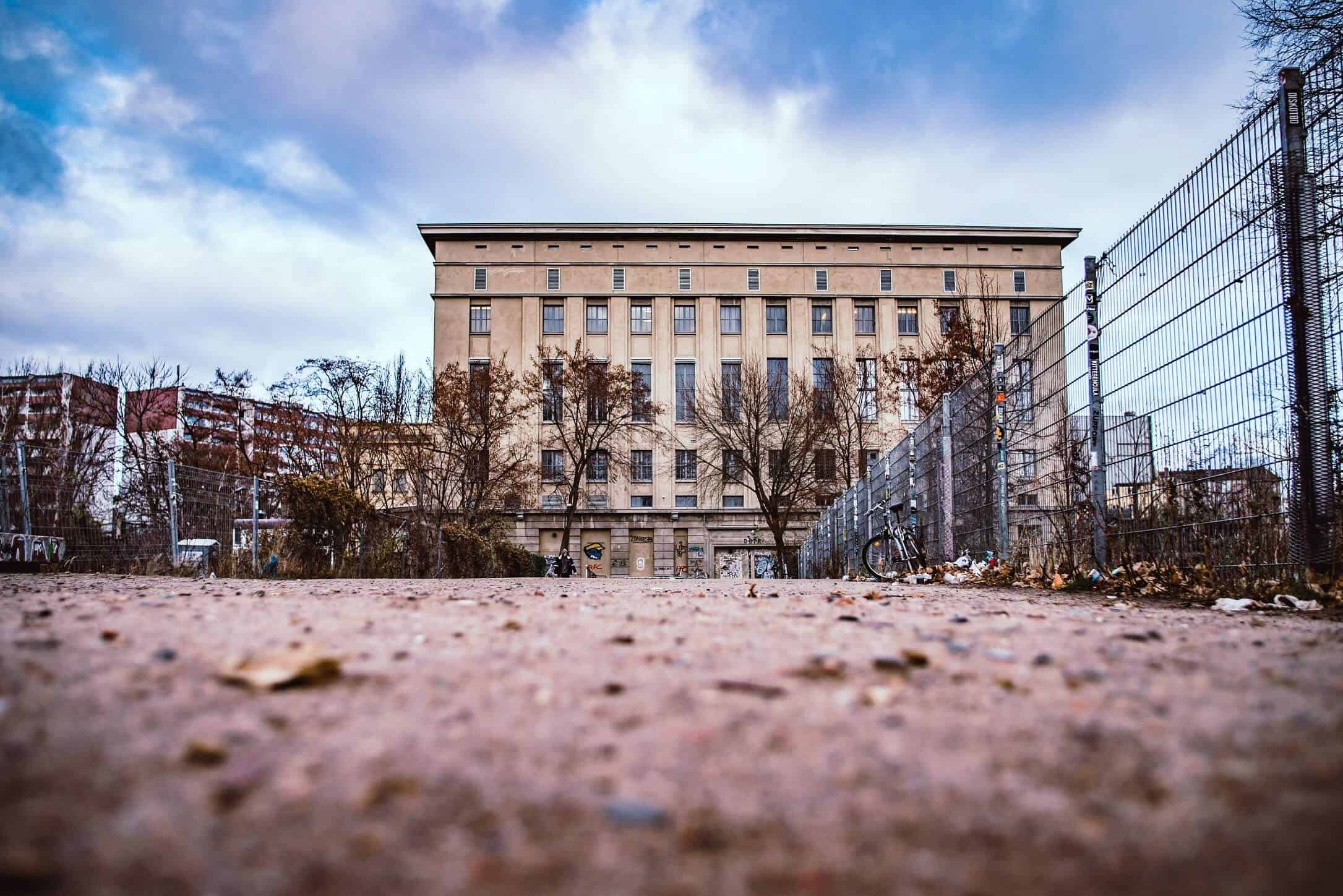 Κλείνει το θρυλικό Berghain στο Βερολίνο – Το πιο «σκληρό» κλαμπ του κόσμου