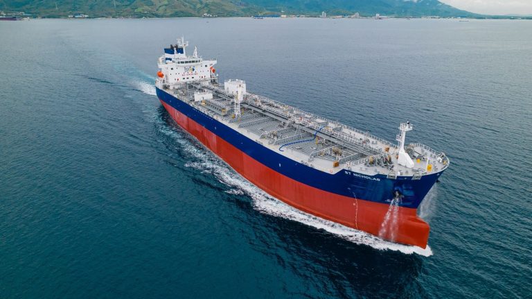 Thenamaris receives 8 new builds