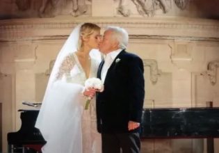 Ο δισεκατομμυριούχος Ρόμπερτ Κραφτ στα 81 του παντρεύτηκε την 47χρονη Ντάνα Μπλούμπεργκ