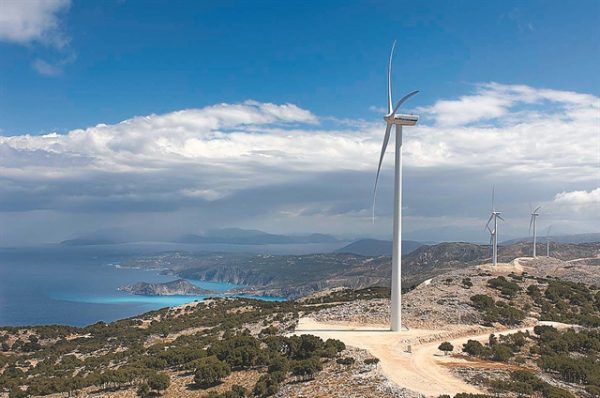 Εκτός Κυκλάδων και βουνοκορφών τα νέα έργα ΑΠΕ