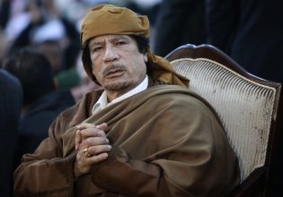Μουαμάρ Καντάφι: Ο άγριος θάνατος ενός δικτάτορα