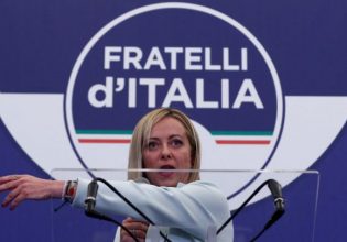 Ιταλία: Η Μελόνι τοποθέτησε υφυπουργό υποδομών βουλευτή που είχε σβάστικα στο χέρι