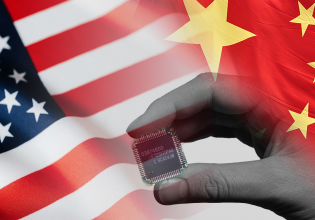 Ο πόλεμος των τσιπ: Οι ΗΠΑ στραγγαλίζουν τεχνολογικά την Κίνα με απαγόρευση εξαγωγών