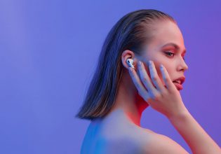 AirPods, Samsung buds ή Xiaomi earbuds; – Πώς θα διαλέξεις αυτά που σου ταιριάζουν
