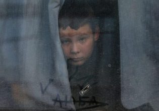 Ουκρανία: Τουλάχιστον 437 παιδιά έχουν σκοτωθεί στον πόλεμο μέχρι τώρα