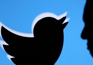 Twitter: O Έλον Μασκ πανηγυρίζει για εισροή χρηστών, ετοιμάζει το «app για τα πάντα»