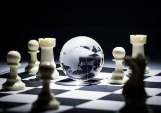 Νέες διπλωματικές κινήσεις στη σκακιέρα της Ανατολικής Μεσογείου
