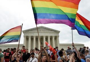Υποψηφιότητα Τραμπ: «Έτοιμες για μάχη» οι ΛΟΑΤΚΙ+ ακτιβιστικές ομάδες