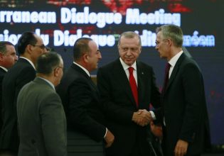 Η παρελκυστική τακτική του Ερντογάν στη διαδικασία διεύρυνσης του ΝΑΤΟ