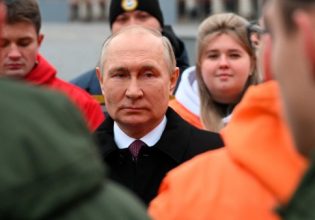 Βλαντίμιρ Πούτιν: «Αναπόφευκτη η σύγκρουσή μας με το νεοναζιστικό καθεστώς του Κιέβου»