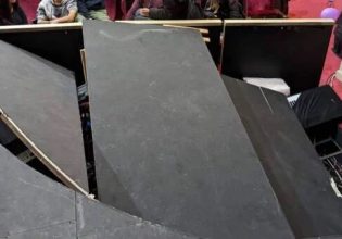 Δημοτικό Θέατρο Πειραιά: Κατέρρευσε μέρος της σκηνής – Τραυματίστηκαν μαθητές που έκαναν πρόβα