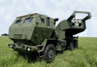 Λιθουανία: To Βίλνιους θέλει να αγοράσει από τις ΗΠΑ συστήματα εκτοξευτών πυραύλων HIMARS
