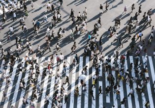 Οκτώ δισεκατομμύρια άνθρωποι: Τα σημεία-κλειδιά στην απογραφή του παγκόσμιου πληθυσμού