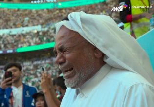 Συγκλονιστική στιγμή: Το κλάμα Σαουδάραβα φιλάθλου για τη μεγάλη έκπληξη της ομάδας του