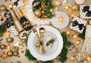 Χριστουγεννιάτικο τραπέζι: 6 tips για να την πιο κομψή εκδοχή του