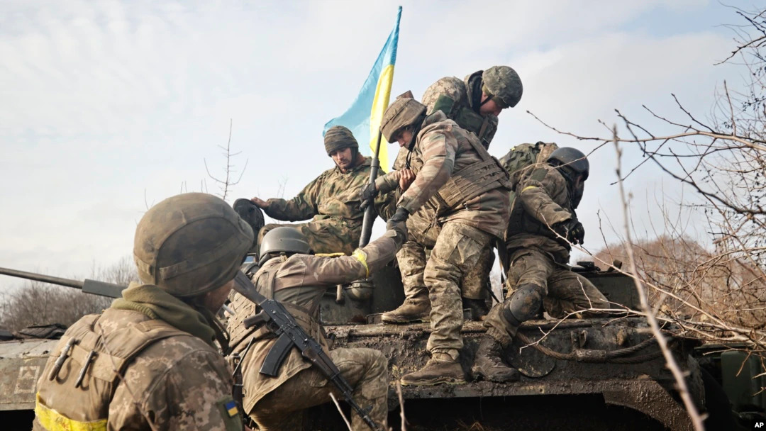 Ουκρανία: Πάνω από 100.000 Ρώσοι στρατιώτες έχουν σκοτωθεί